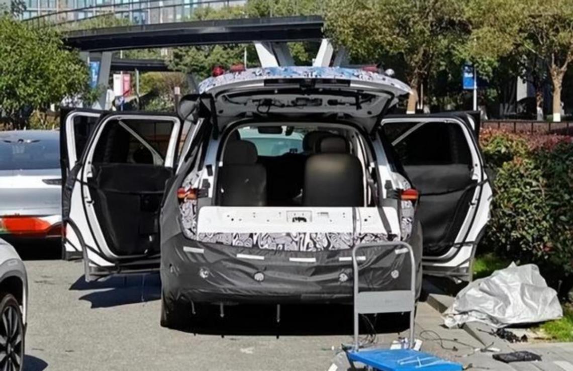 吉利2025:十三款新車來襲,哪款才能真香?