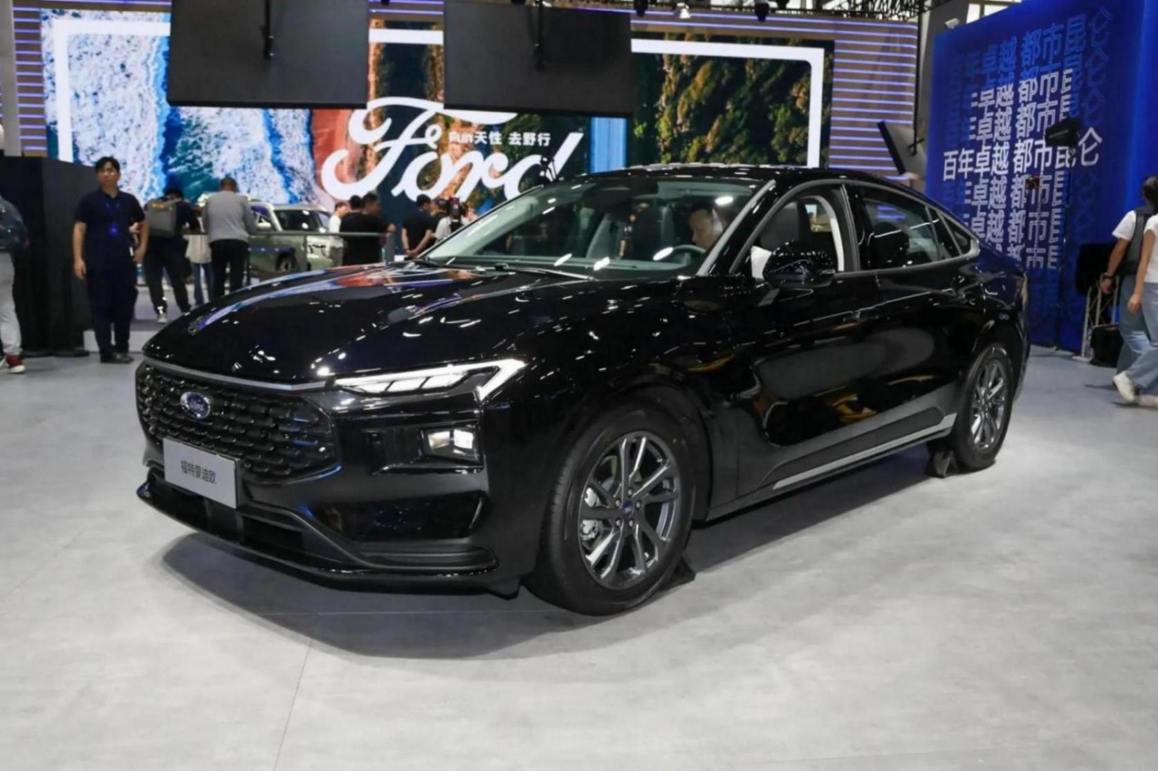 20萬級轎車終極PK:蒙迪歐VS起亞K5,這三大痛點讓人瞬間清醒!