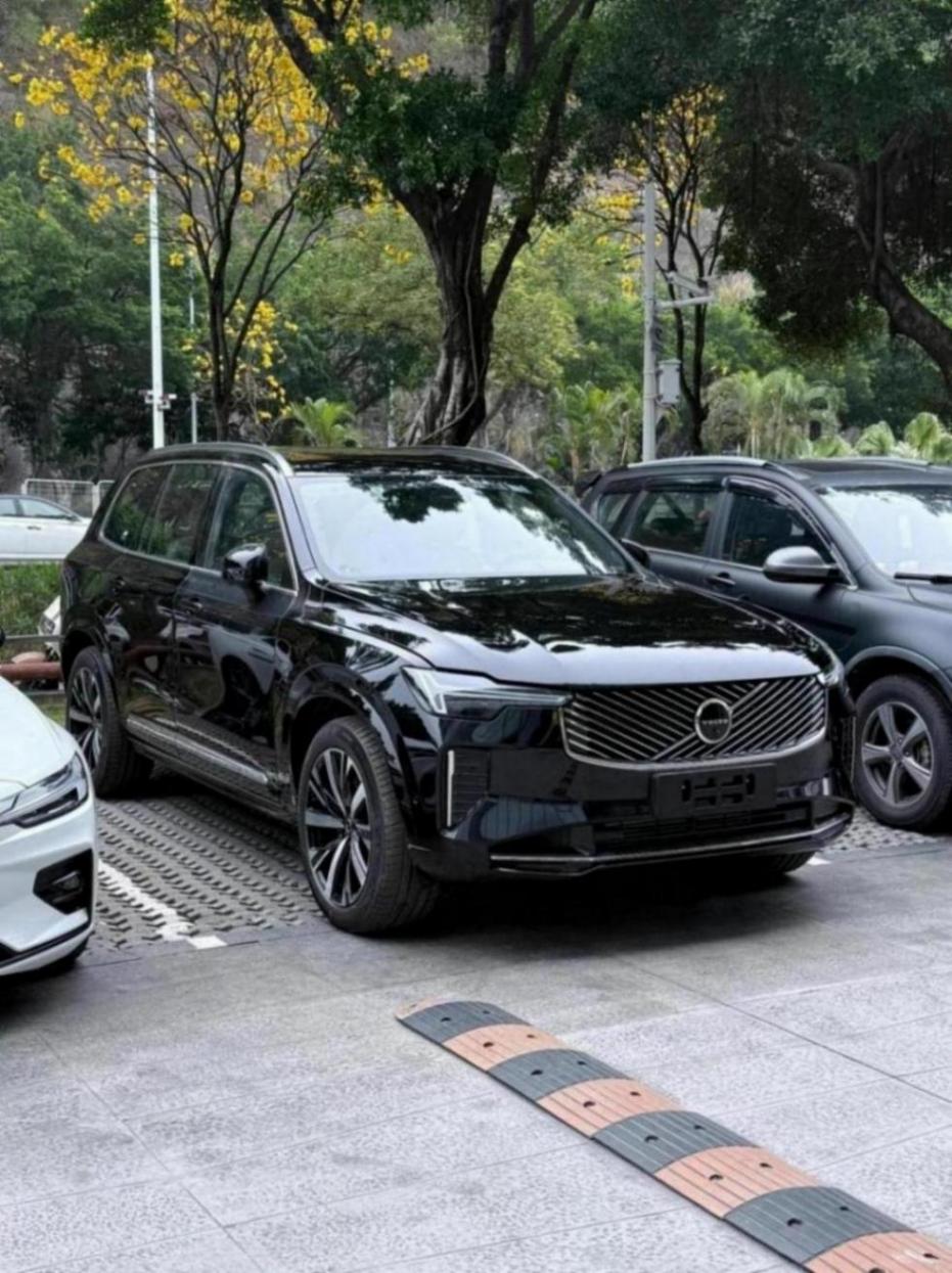 新車爆料:就是板正!顏值能打6座舒適,455馬力!全新沃爾沃XC90