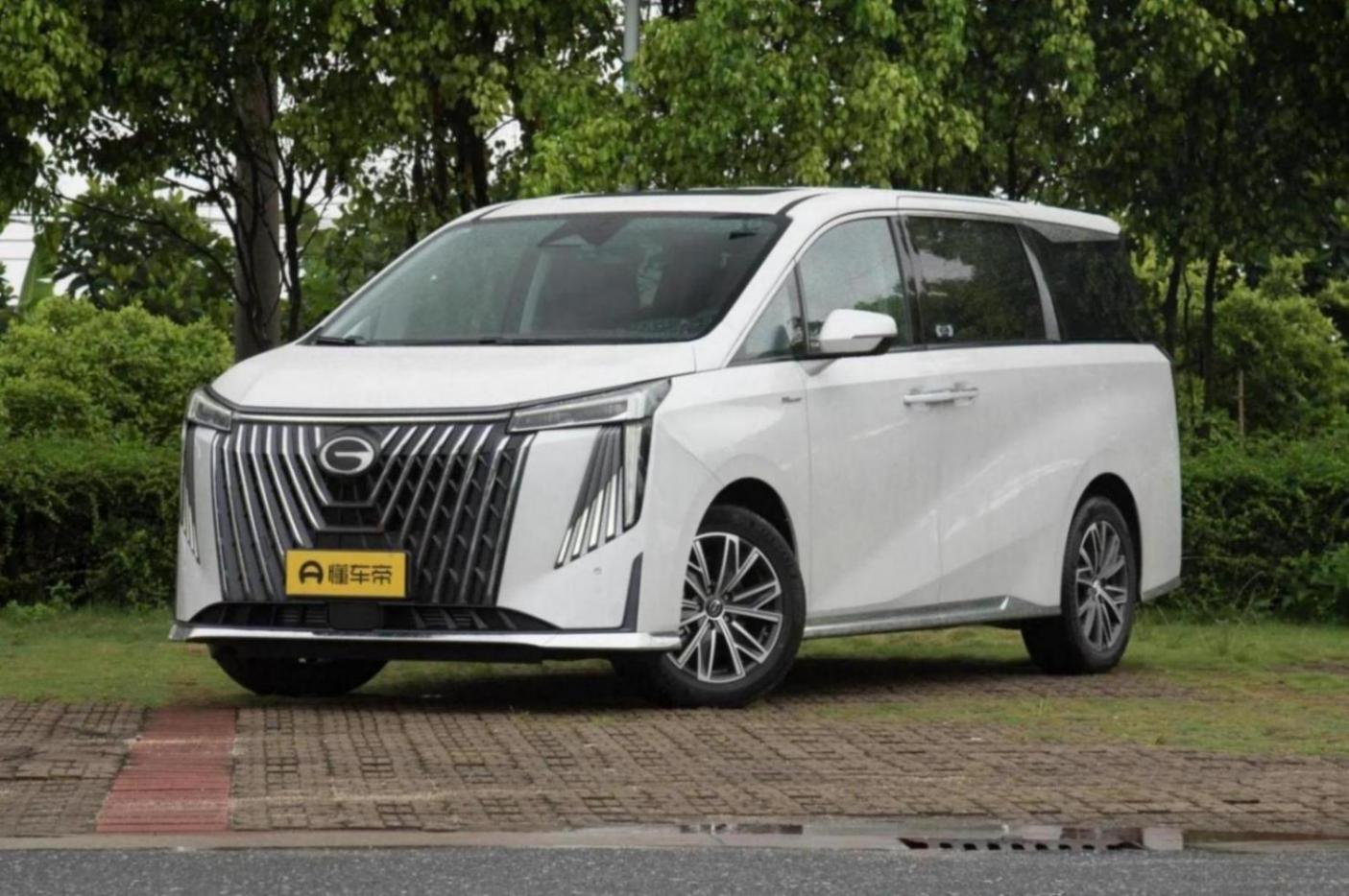 上海車展廣汽放大招,陸地游艇和霸氣7座SUV誰更勝一籌?