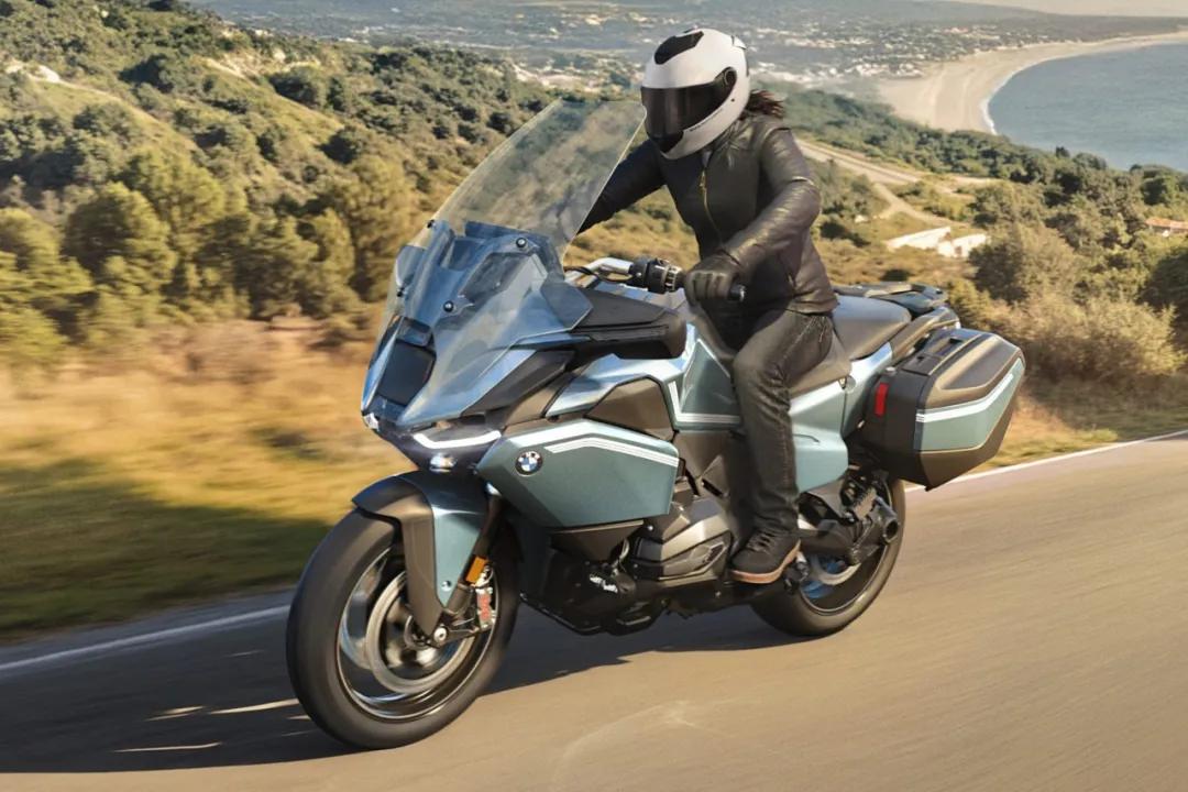 全新外觀又是瞇瞇眼,寶馬R1300RT海外上市,馬力逼近K1600