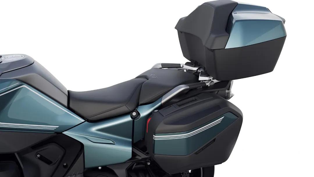 全新外觀又是瞇瞇眼,寶馬R1300RT海外上市,馬力逼近K1600