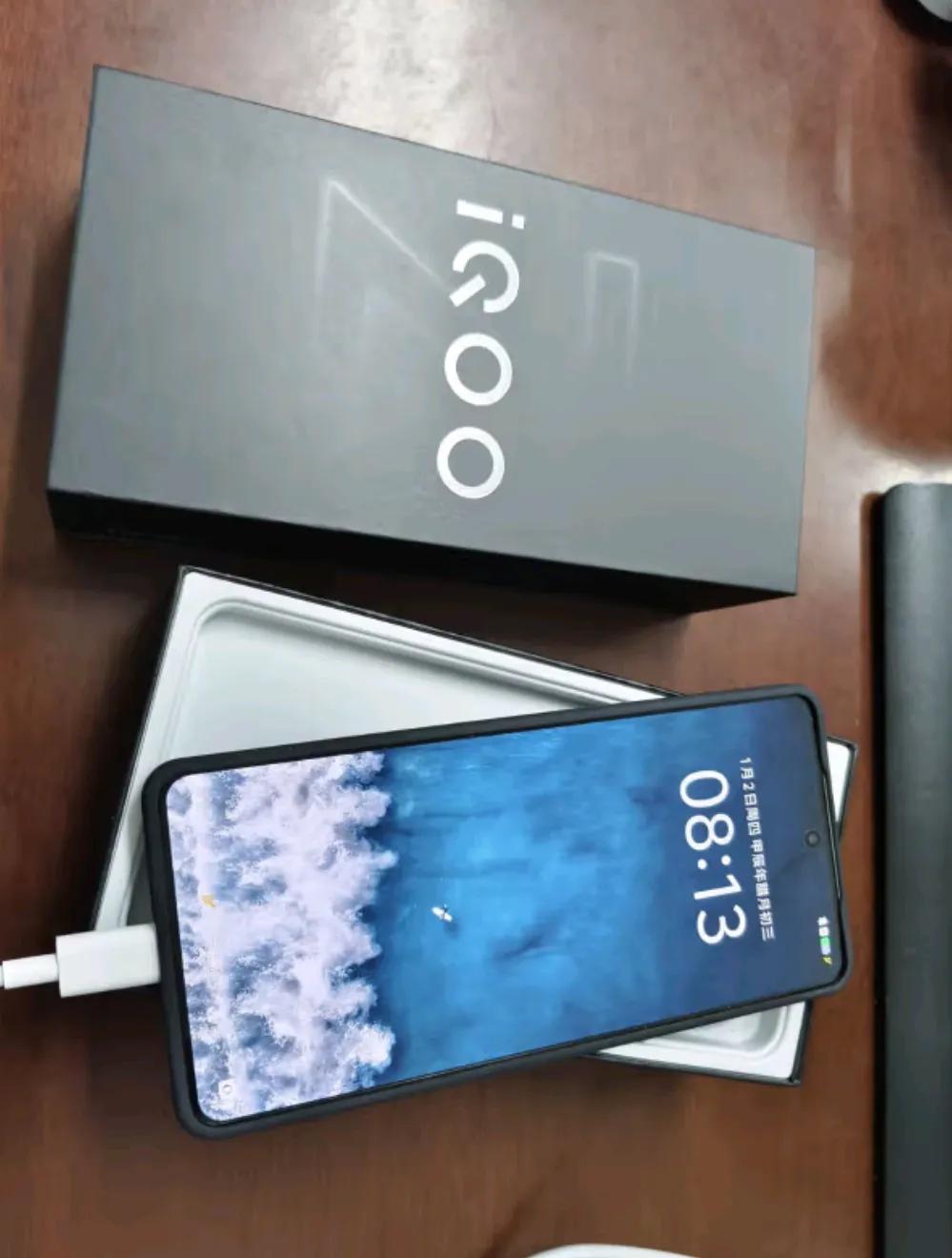 最強千元機:iQOO Z10 Turbo pro