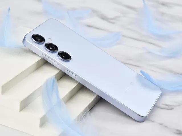 三星Galaxy S25系列深度解析:AI與影像革新下的安卓機(jī)皇之爭(zhēng)