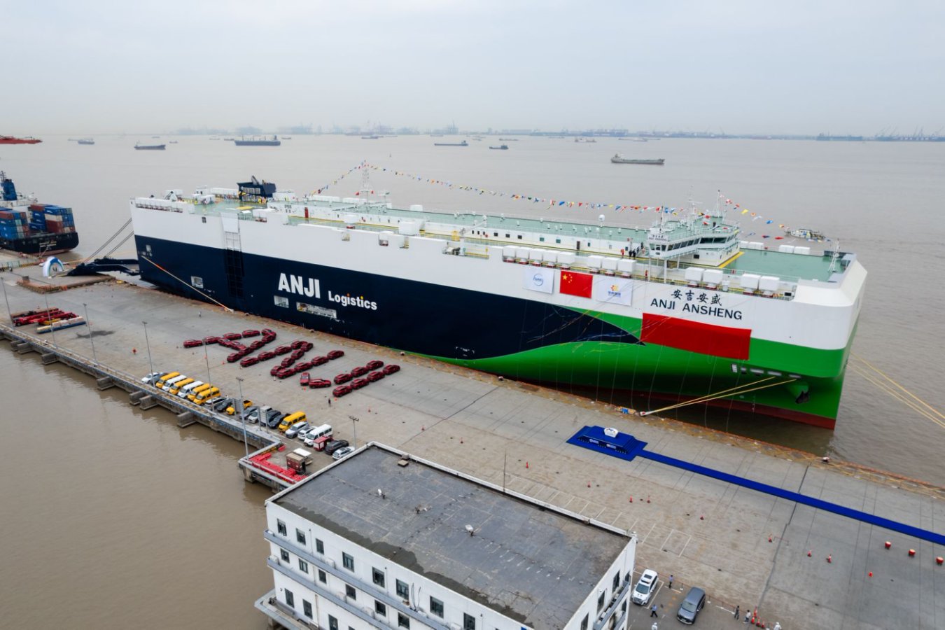 上汽自營船隊再擴(kuò)容,9500車位汽車運輸船首航歐洲 上汽自營船隊再擴(kuò)容,9500車位汽車運輸船首航歐洲