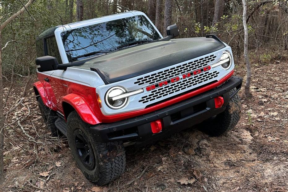 2025 款福特 Bronco Stroppe 特別版,Baja 英雄之名